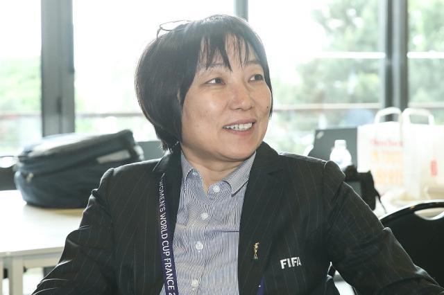 星空体育app-孙雯谈女足：鼓励女性球员去体验不同的可能